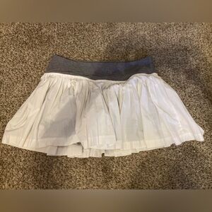 White and grey lululemon athletic skirt